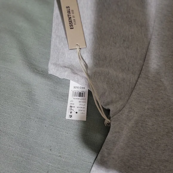 Gray Essential Oversized Shirt - Picture 3 of 4